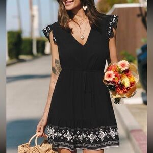 Cupshe Women's Boho Chic V-neckline Mini Dress with Flared Hem